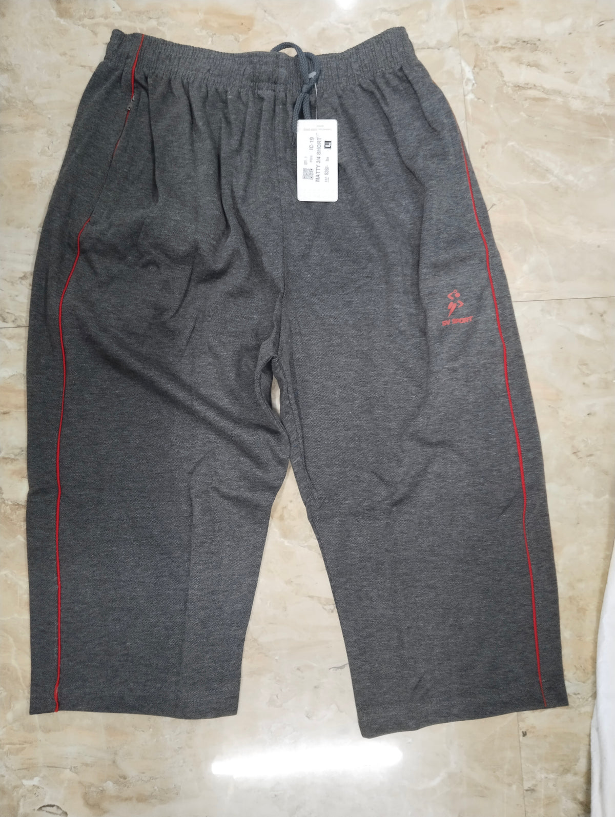 IC-19 Matty 3/4 Short